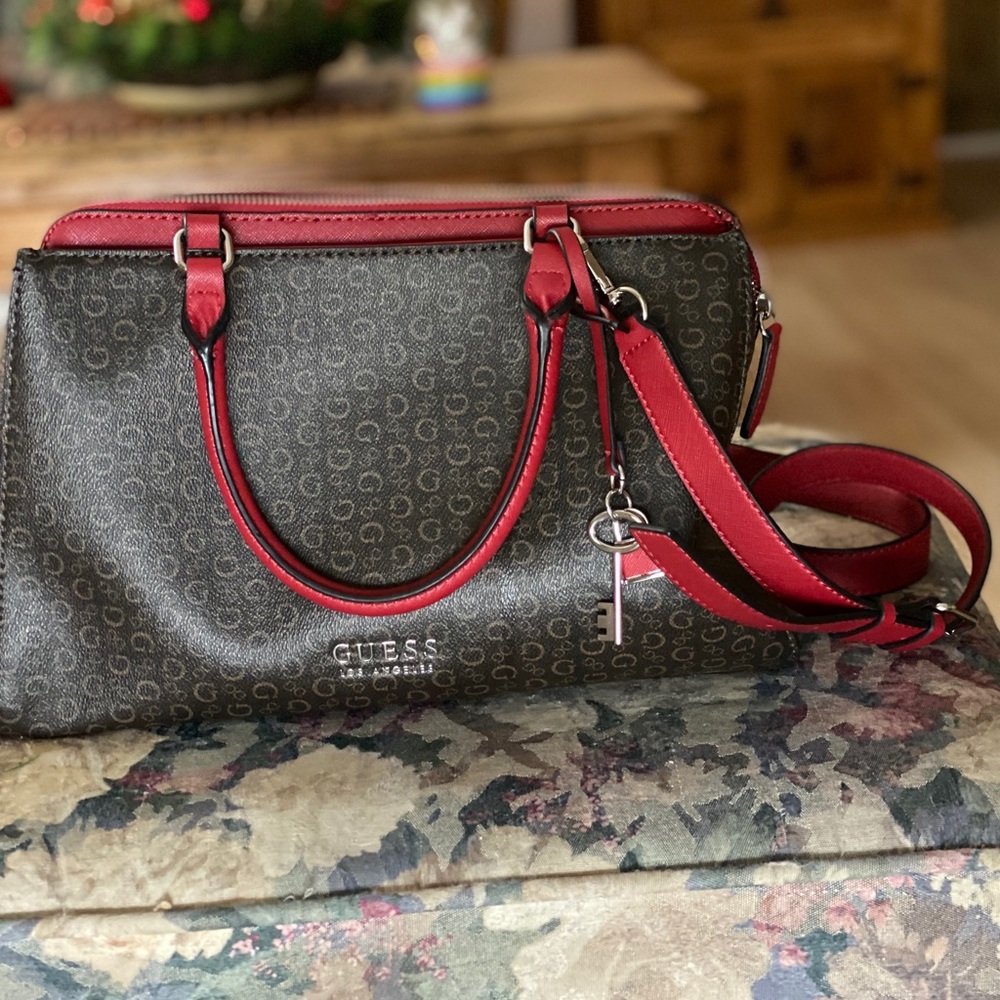 Guess bag - Picture 5 of 5